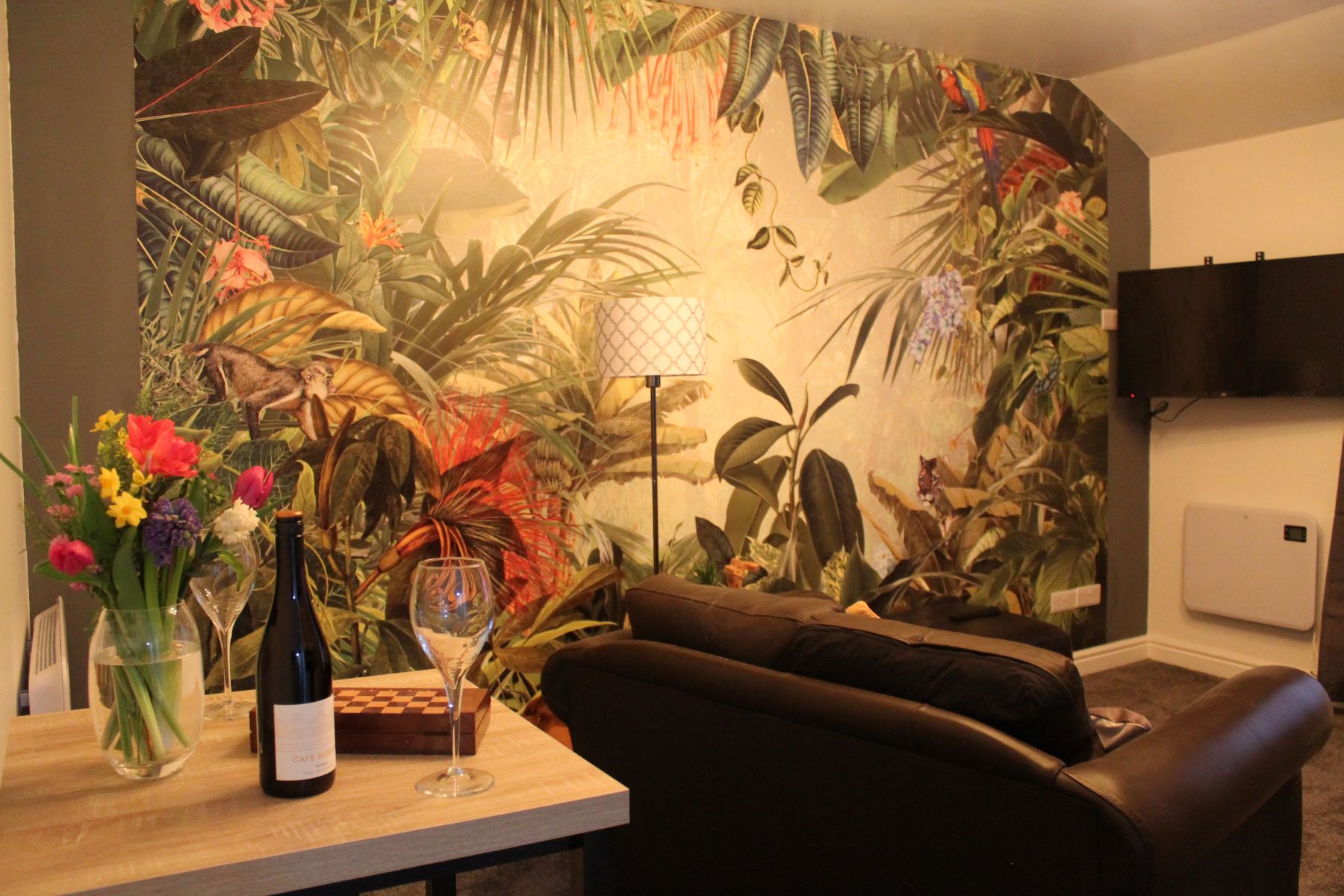 Guest Room - Jungle 2
